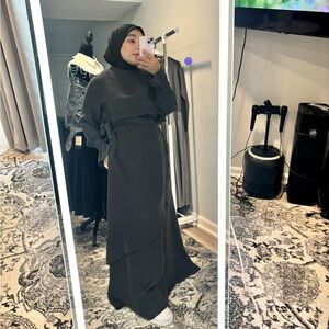 ✨ Elegant Layered Dress – Modest & Stylish ✨